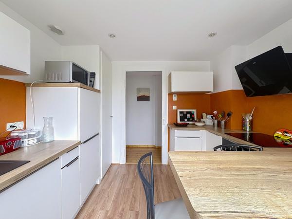 CHARMANT DUPLEX A CRONENBOURG