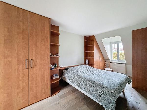 CHARMANT DUPLEX A CRONENBOURG