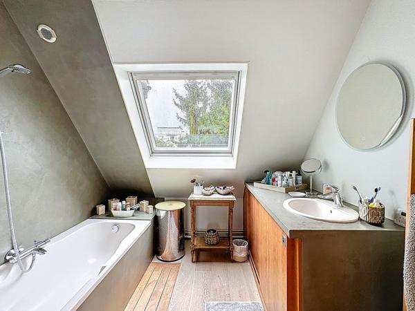 CHARMANT DUPLEX A CRONENBOURG