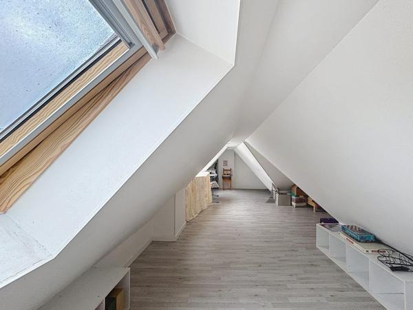 CHARMANT DUPLEX A CRONENBOURG