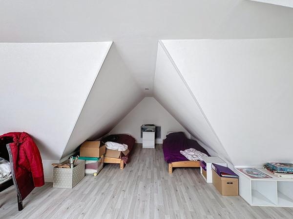 CHARMANT DUPLEX A CRONENBOURG