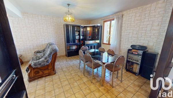 Maison à vendre 5 pièces 100 m² Vaux-le-Pénil