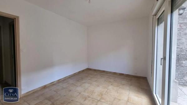 Appartement à louer 2 pièces 34.27m² Saint-Quentin (02100)