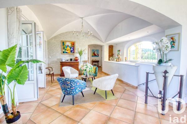 Maison à vendre 7 pièces 230 m² Sainte-Maxime