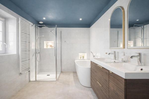 maison en pierre rénovée 204 m², parc arboré, dépendances 15 mn de NIORT