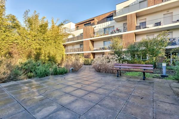 Appartement · Vente Bordeaux (33300) 3 pièces · 62m²