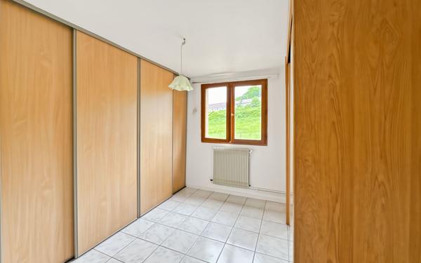 Maison à vendre    5 pièces • 171 m2 Atur