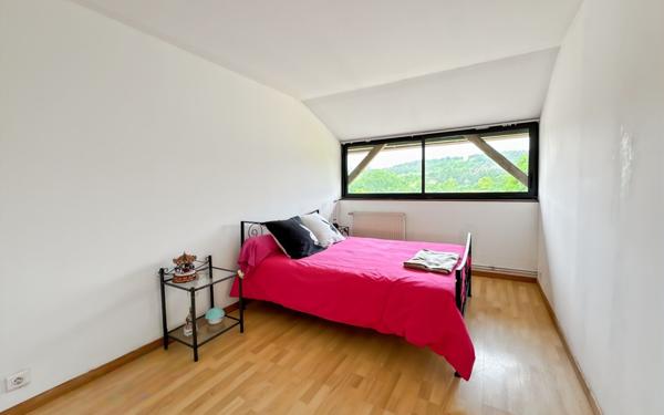 Maison à vendre    5 pièces • 171 m2 Atur