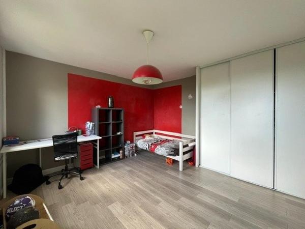 Maison 210 m2 habitables sur parcelle 1542 m2