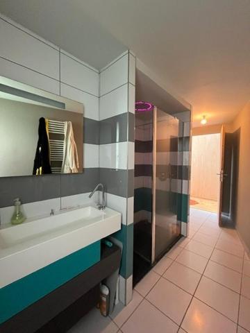 Maison 210 m2 habitables sur parcelle 1542 m2
