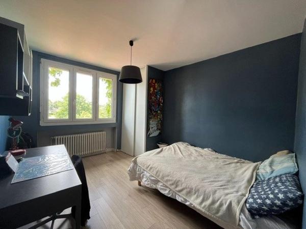 Maison 210 m2 habitables sur parcelle 1542 m2
