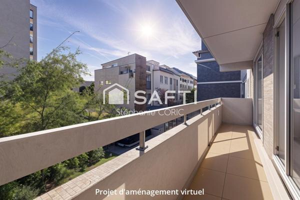 PROCHE DES PASSAGES - BALCON - CALME - À RÉNOVER