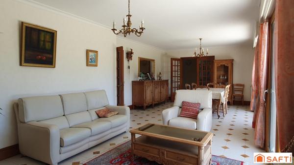 Spacieuse et confortable maison au coeur d'un village