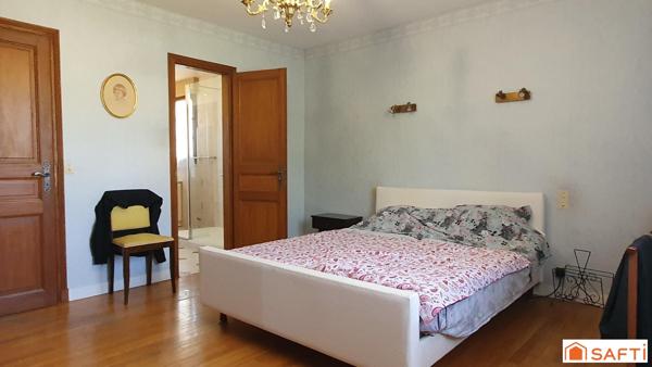 Spacieuse et confortable maison au coeur d'un village