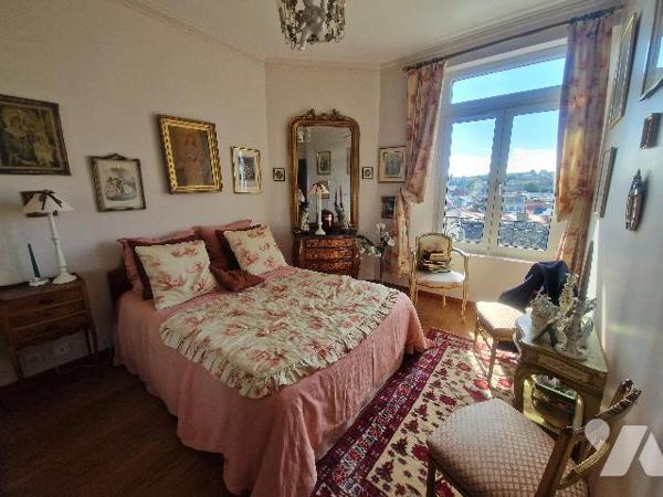 DIEPPE appartement de 97.35 m², 5ème étage, 2 chambres, 1 place de parking.