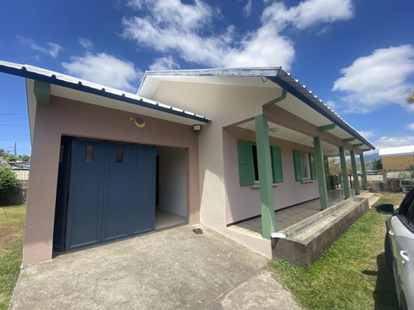 Vente Maison130 m² - 6 Pièces - LE TAMPON (97430)