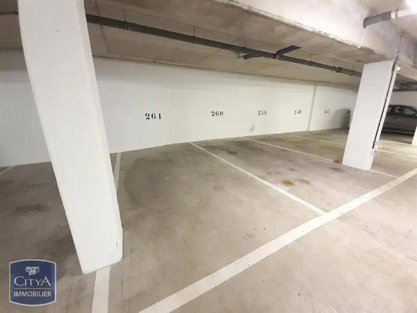 Parking à louer