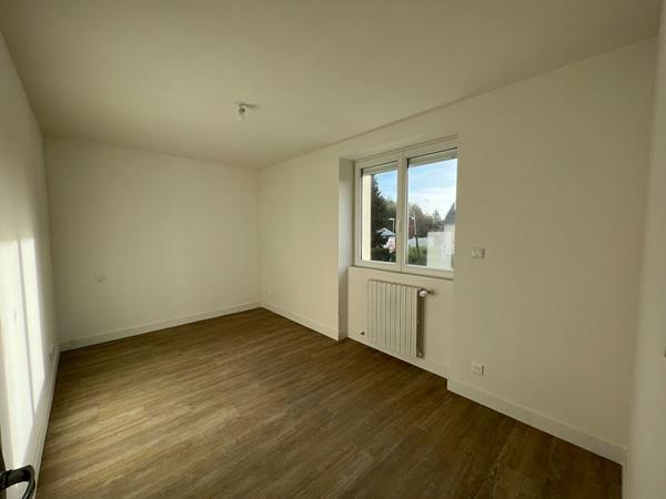 Maison rénovée avec locataires en place - Bourg de Carquefou
