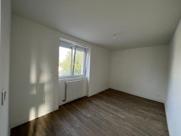 Maison rénovée avec locataires en place - Bourg de Carquefou