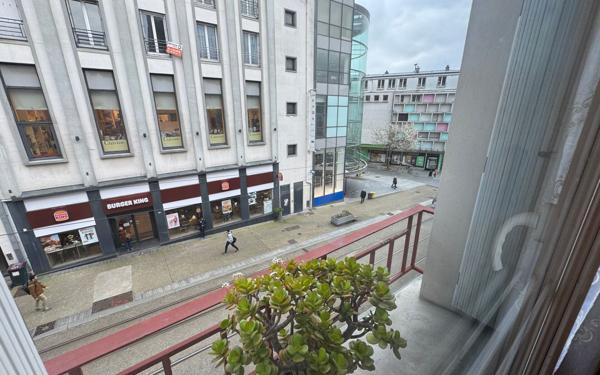 Appartement à vendre    3 pièces • 75,15 m2 Brest