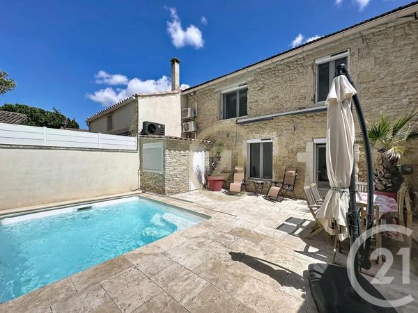 Maison à vendre  3 pièces - 70 m 2   UZES  - 30