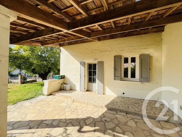 Maison à vendre  3 pièces - 70 m 2   UZES  - 30