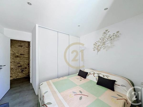 Maison à vendre  3 pièces - 70 m 2   UZES  - 30