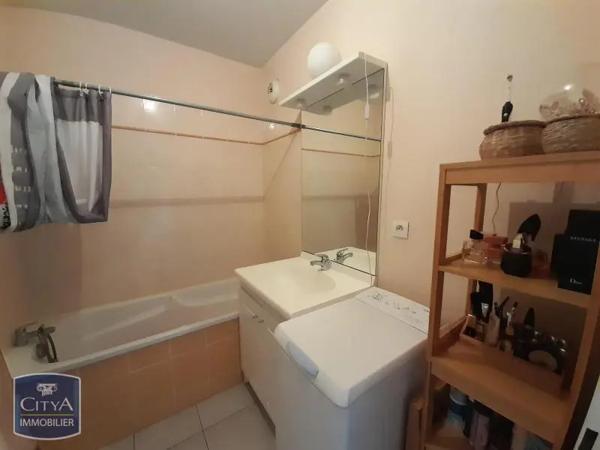 Appartement à louer 2 pièces 43.2m² Limoges (87100)