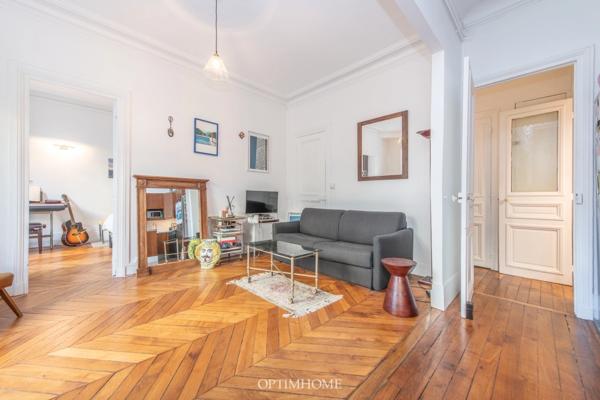 Métro Goncourt - Charmant 3 pièces avec balcon filant –