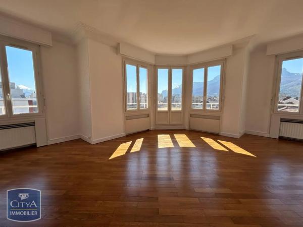 Appartement à louer 3 pièces 90m² Grenoble (38000)