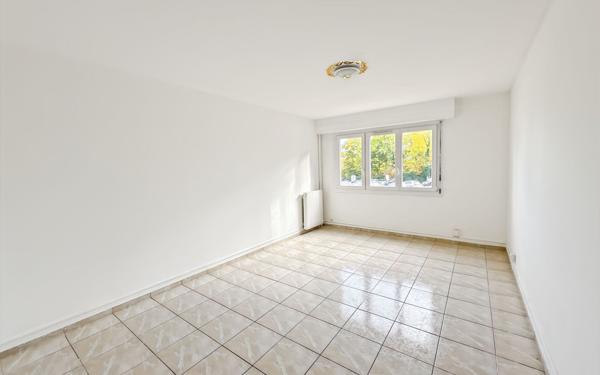Appartement à louer    2 pièces • 44,98 m2 Évry
