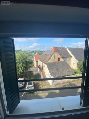 Maison de ville à vendre à Mauriac dans le Cantal (15200), ref : 15060/1167