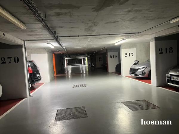 Emplacement de parking récent et sécurisé de 14 m² - Chemin De Bretagne, Issy-Les-Moulineaux
