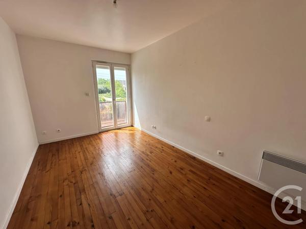 Appartement T3 à vendre  3 pièces - 66,20 m 2   ALBI  - 81