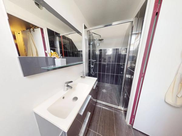 Charmante Maison de 132 m2 à St Savine