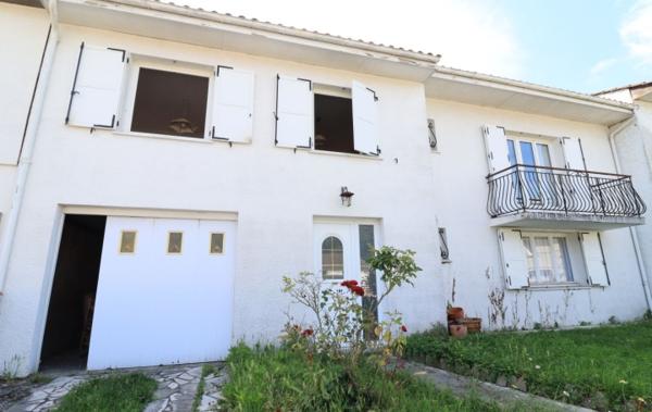 Vente Maison Avec jardin Lormont   