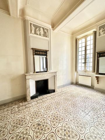 Carpentras (84200) Appartement de 68m2 dans un hôtel particulier