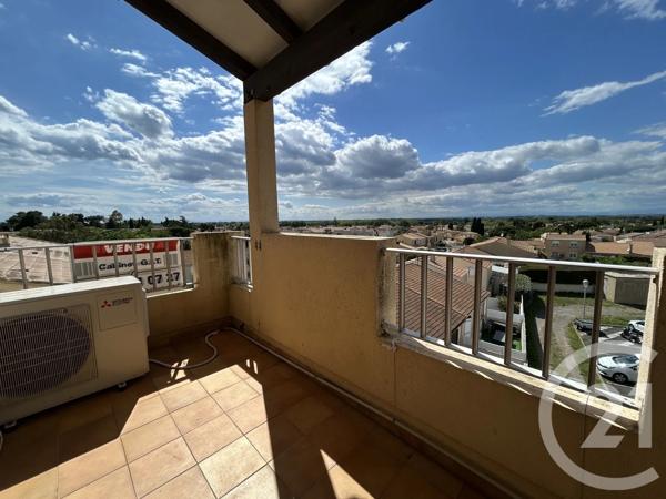 Appartement T4 à vendre  4 pièces - 82,57 m 2   AGDE  - 34