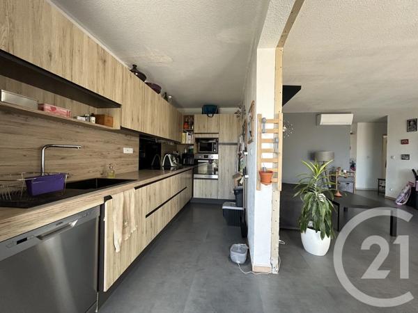 Appartement T4 à vendre  4 pièces - 82,57 m 2   AGDE  - 34