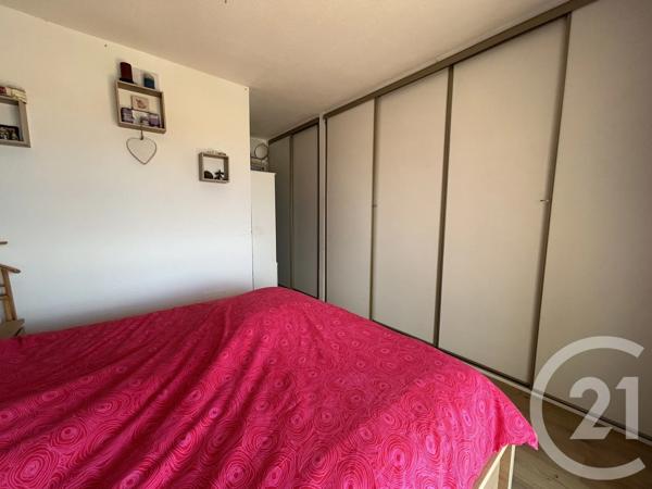 Appartement T4 à vendre  4 pièces - 82,57 m 2   AGDE  - 34
