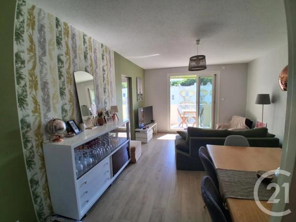 Appartement F4 à vendre  4 pièces - 85,85 m 2   LA GRANDE MOTTE  - 34