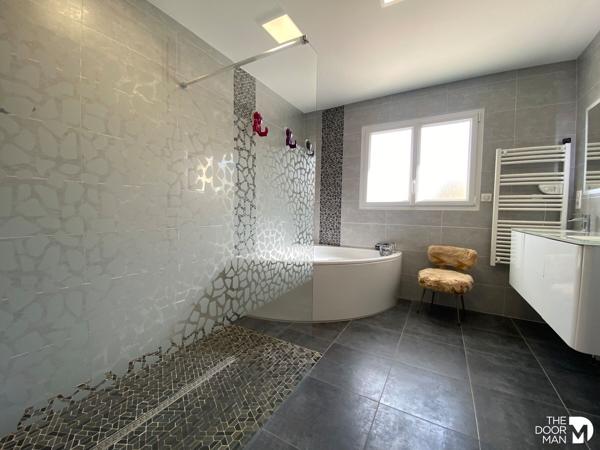 Maison - Vendu - 187 m² - BEAUFORT-EN-ANJOU | The Door Man