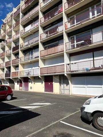 Au coeur de Saint Augustin dans une résidence sécurisée, T1 bis avec balcon