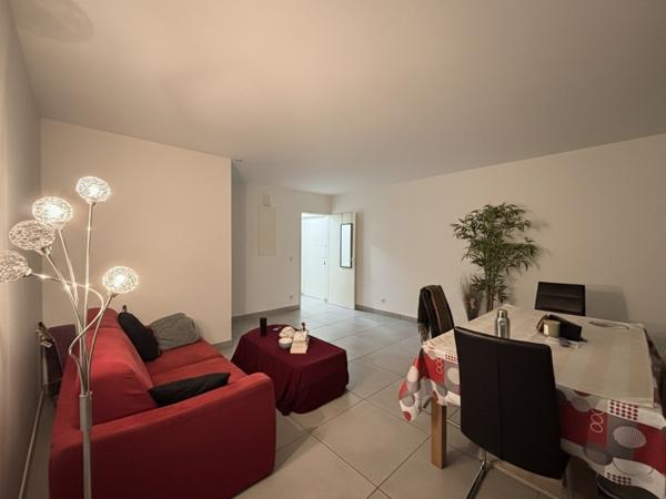 Appartement 2 pièces - 50 m² Exclusivité efficity