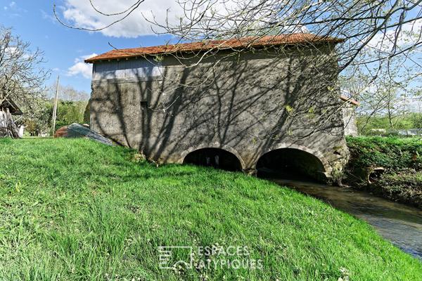 Ancien Moulin dans un écrin de verdure