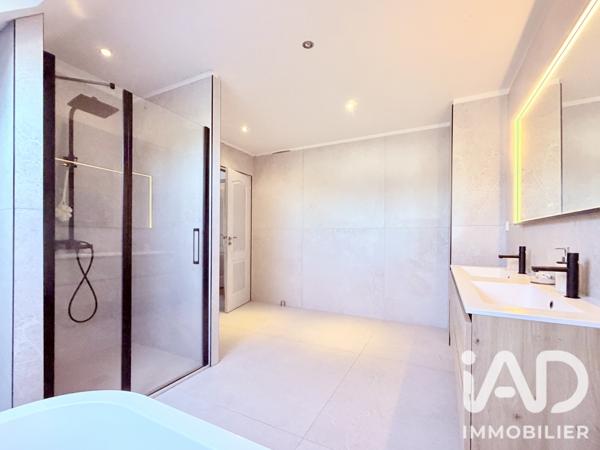 Maison à vendre 8 pièces 185 m² Bédée