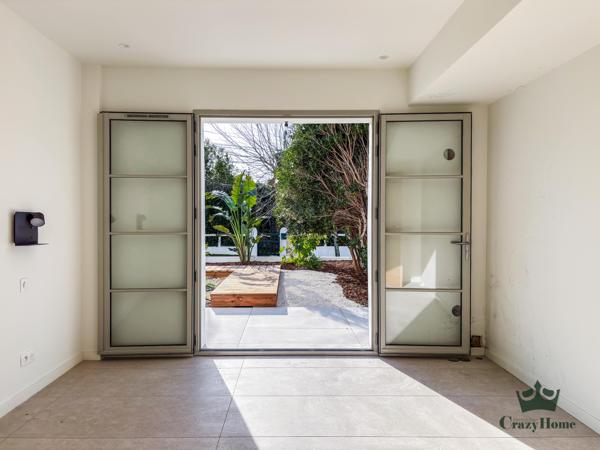 Maison 6 pièce(s) 4 chambre(s) 220 m²