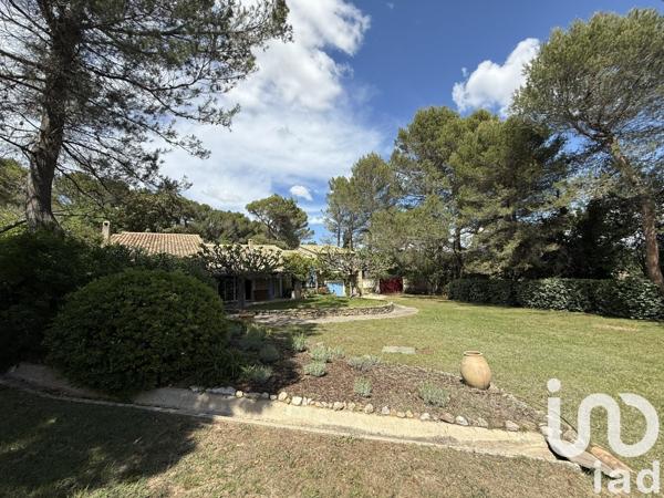 Maison à vendre 8 pièces 201 m² Vaison-la-Romaine