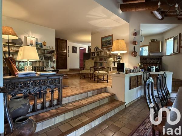 Maison à vendre 8 pièces 201 m² Vaison-la-Romaine