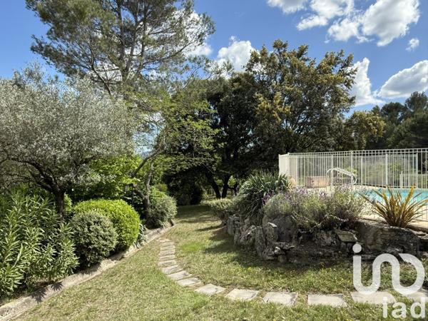 Maison à vendre 8 pièces 201 m² Vaison-la-Romaine